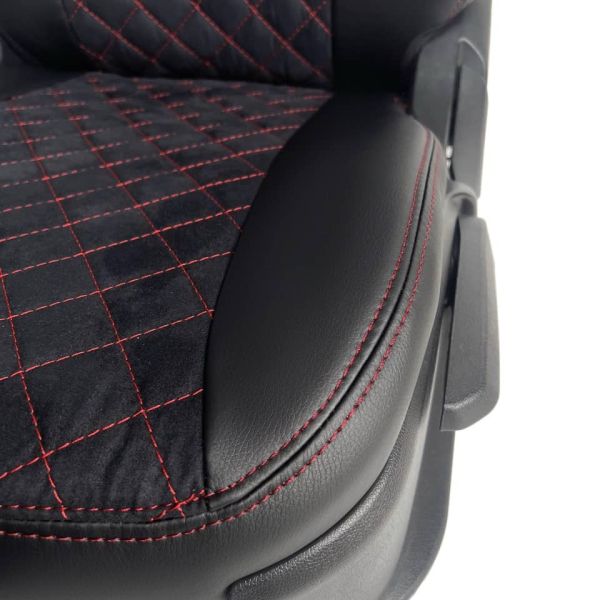 Чехлы Алькантара на Kia Ceed 2012-2018 г.в. Чехлы Алькантара на Kia Ceed 2012-2018 г.в.