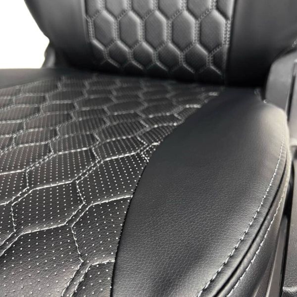 Чехлы Экокожа Ромб на Toyota Corolla 2007-2013 г.в. Чехлы Экокожа Ромб на Toyota Corolla 2007-2013 г.в.