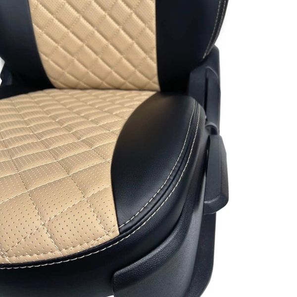 Чехлы Экокожа Ромб на Toyota Corolla 2007-2013 г.в. Чехлы Экокожа Ромб на Toyota Corolla 2007-2013 г.в.