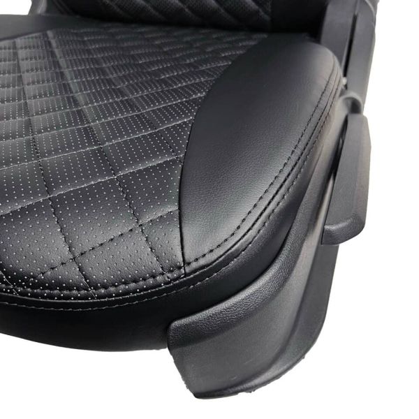 Чехлы Экокожа Ромб на Toyota Corolla 2007-2013 г.в. Чехлы Экокожа Ромб на Toyota Corolla 2007-2013 г.в.